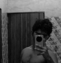 Vicky - Male ఎస్కార్ట్ in New Delhi Photo 1 of 3