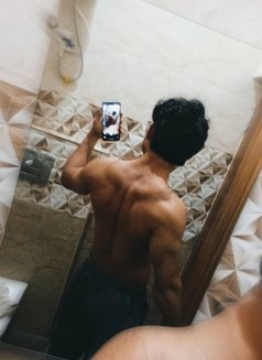 Vicky - Male ఎస్కార్ట్ in New Delhi Photo 2 of 3