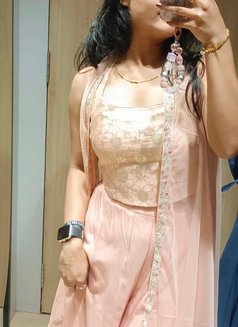 Piya - escort in Mumbai Photo 6 of 7