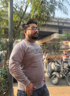 Robo - Male escort in Jammu Photo 1 of 1