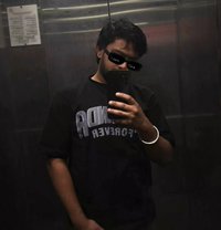Independent Boy - Male एस्कॉर्ट in Noida