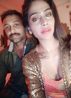 Avni - Transsexual escort in New Delhi Photo 2 of 2