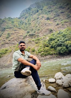 Bad Xperts - Male escort in New Delhi Photo 2 of 4