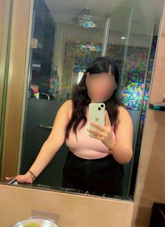 Chhavir - ఎస్కార్ట్ in Bangalore Photo 1 of 6