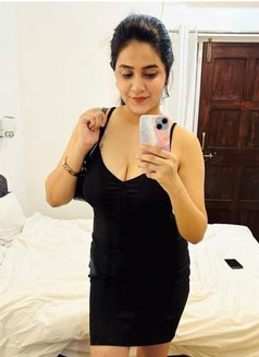 Chhavir - ఎస్కార్ట్ in Bangalore Photo 3 of 6