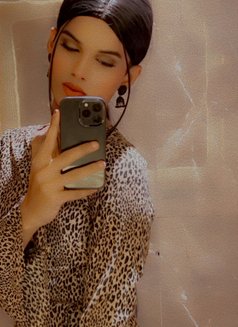 Angel Sah - Transsexual एस्कॉर्ट in New Delhi Photo 5 of 7