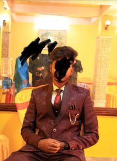 Kolkata & Ranaghat service - Male एस्कॉर्ट in Kolkata Photo 2 of 4