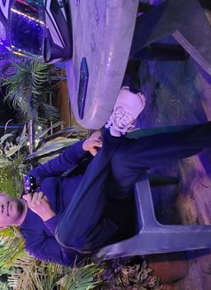 Rivan - Male escort in Kolkata Photo 2 of 3