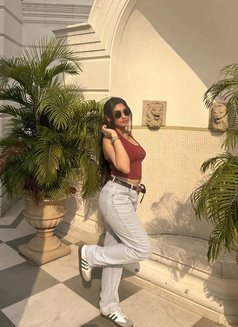 Rani Roy - எஸ்கார்ட் in Bangalore Photo 2 of 4