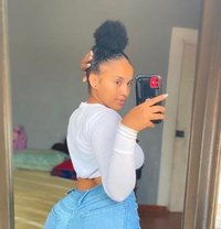 Lian - एस्कॉर्ट in Bangalore