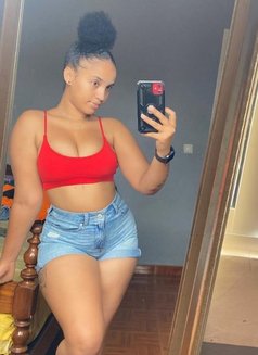 Lian - एस्कॉर्ट in Bangalore Photo 6 of 6