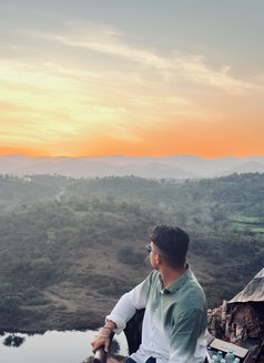 Profiler - Male एस्कॉर्ट in Jaipur Photo 3 of 4