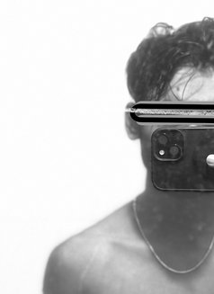 Young man - Male escort in Hyderabad Photo 3 of 4