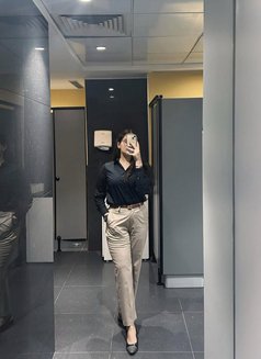 Somya Agarwal Real Meeting & Cam Show - escort in Bangalore Photo 1 of 1