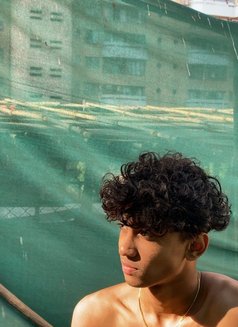 Mumbble - Male एस्कॉर्ट in Pune Photo 4 of 4