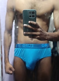 Sid - Male एस्कॉर्ट in New Delhi Photo 6 of 6
