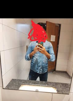 Ak Gurgaon - Male escort in Gurgaon Photo 1 of 1
