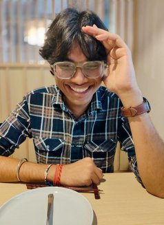 Modiankit - Male एस्कॉर्ट in Mumbai Photo 1 of 1