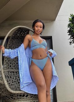 Bianca - escort in Noida Photo 1 of 2