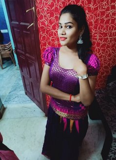 Varsha Active Tool Shimale - Transsexual massage in Chennai Photo 3 of 8