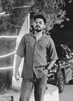 Aadil 8inch Mbull - Male escort in New Delhi Photo 2 of 5