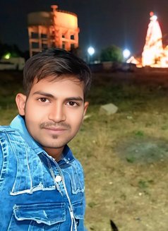 Deep - Male escort in Nashik Photo 2 of 6