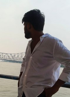 Theordinarryyy - Male escort in Kolkata Photo 3 of 4