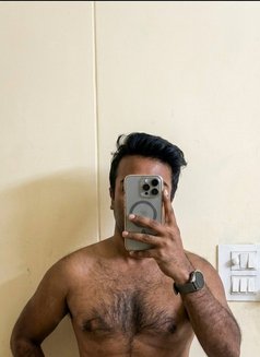 Rahul - Male एस्कॉर्ट in Hyderabad Photo 2 of 5