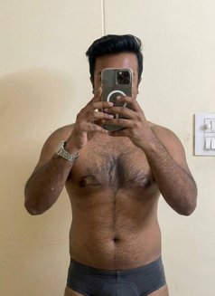 Rahul - Male एस्कॉर्ट in Hyderabad Photo 3 of 5