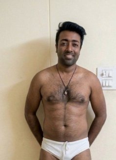 Rahul - Male एस्कॉर्ट in Hyderabad Photo 6 of 12