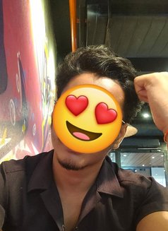 Independent call boy for Female - Male escort in New Delhi Photo 1 of 3