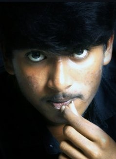 Shusant Gowda - Male எஸ்கார்ட் in Bangalore Photo 1 of 7