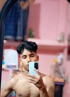 Your Demon - Male எஸ்கார்ட் in Gurgaon Photo 5 of 5