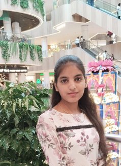 Dolly Real Meet & Cam Service - ఎస్కార్ట్ in Bangalore Photo 2 of 2