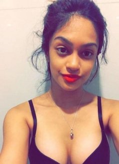 Kajal Reddy - एस्कॉर्ट in Hyderabad Photo 1 of 5