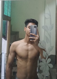 Danny - Male ఎస్కార్ట్ in New Delhi Photo 1 of 5