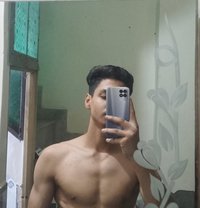 Danny - Male escort in New Delhi