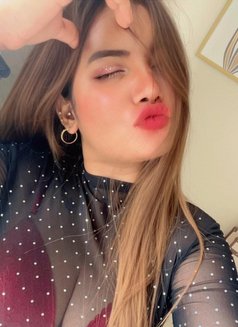 Female Escort Service in Gaur City Noida - ఎస్కార్ట్ ఏజెన్సీ in Noida Photo 2 of 4