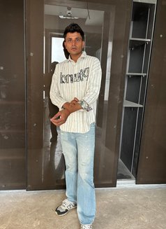 Oh Daddy - Male এস্কর্ট in New Delhi Photo 1 of 5