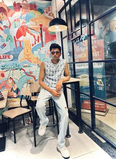 Oh Daddy - Male এস্কর্ট in New Delhi Photo 2 of 5