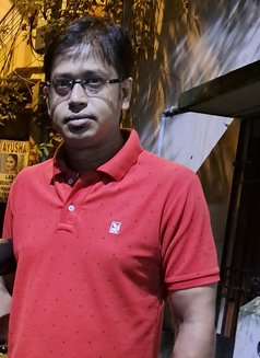 Raj Saha - Male escort in Kolkata Photo 2 of 3