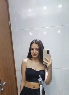 Zoya Webcam and Real Meet - एस्कॉर्ट in Bangalore Photo 1 of 3