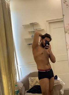 Alex Here - Male எஸ்கார்ட் in New Delhi Photo 9 of 10