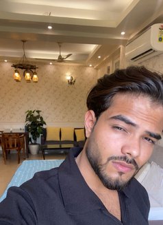 Alex Here - Male எஸ்கார்ட் in New Delhi Photo 10 of 10