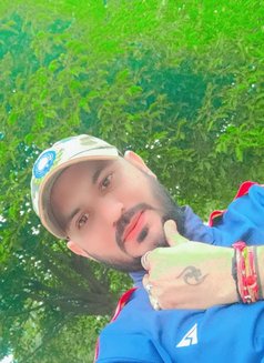 Bhavesh - Male escort in Ahmedabad Photo 4 of 7