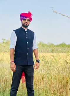 Bhavesh - Male escort in Ahmedabad Photo 10 of 10