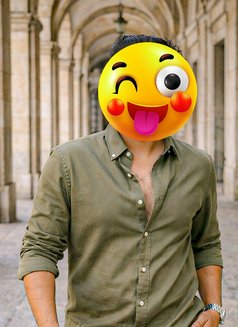 Mature & Gentleman - Male escort in New Delhi Photo 7 of 14