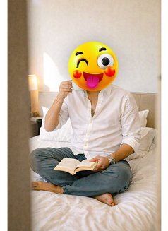 Mature & Gentleman - Male escort in New Delhi Photo 12 of 14