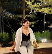 Kavitarani - ఎస్కార్ట్ in Bangalore