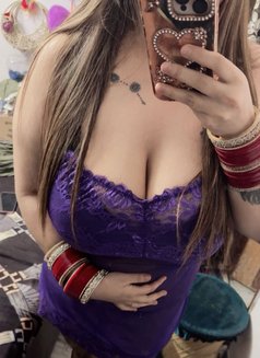 Sexy Newly Wedd Lavi Independent - escort in Bangalore Photo 2 of 12